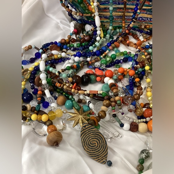 Handmade “Bahama Breeze” Porch/Lampshade Chandelier PLEASE SEE VIDEO - Picture 11 of 14